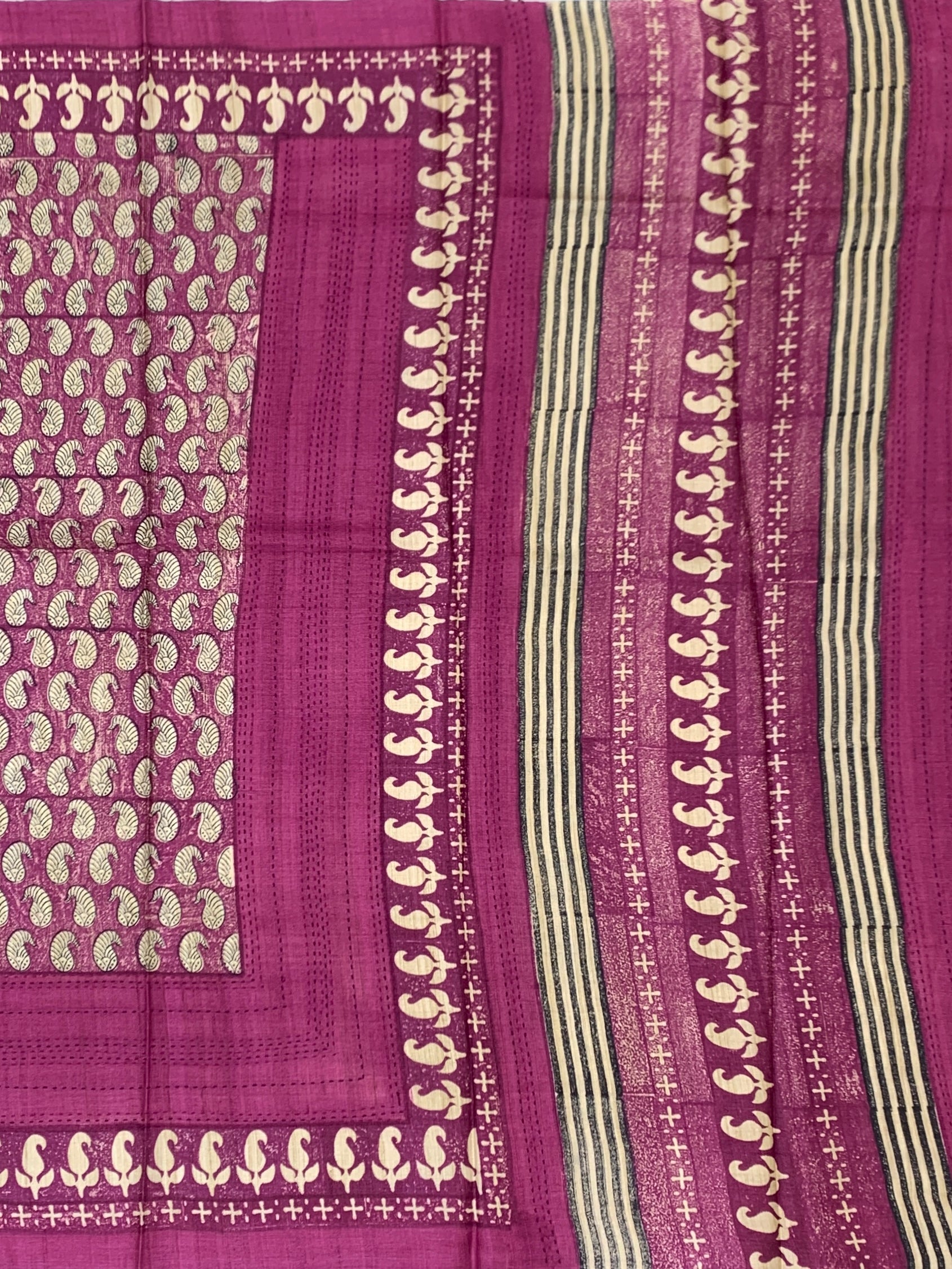 Orchid Heritage: Geometric Paisley Printed Tussore Saree