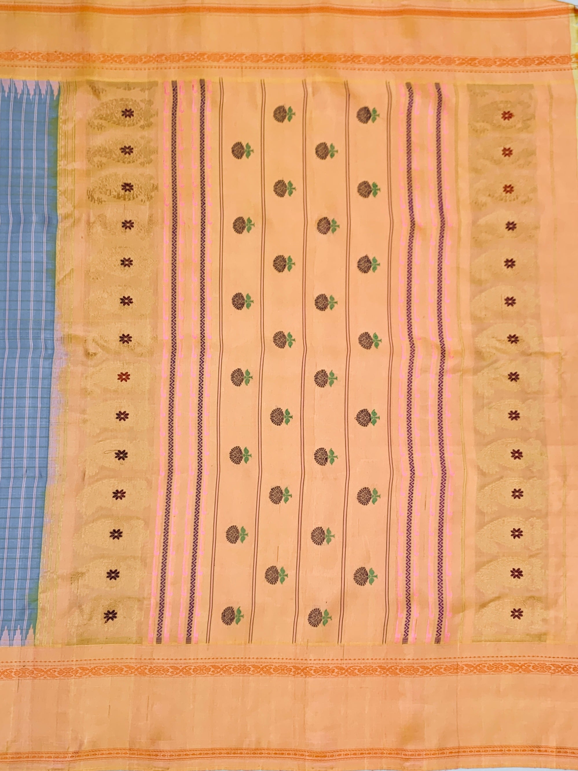 Handloom Pure Gadwal Pattu Saree in Powder Blue & Pastel Yellow