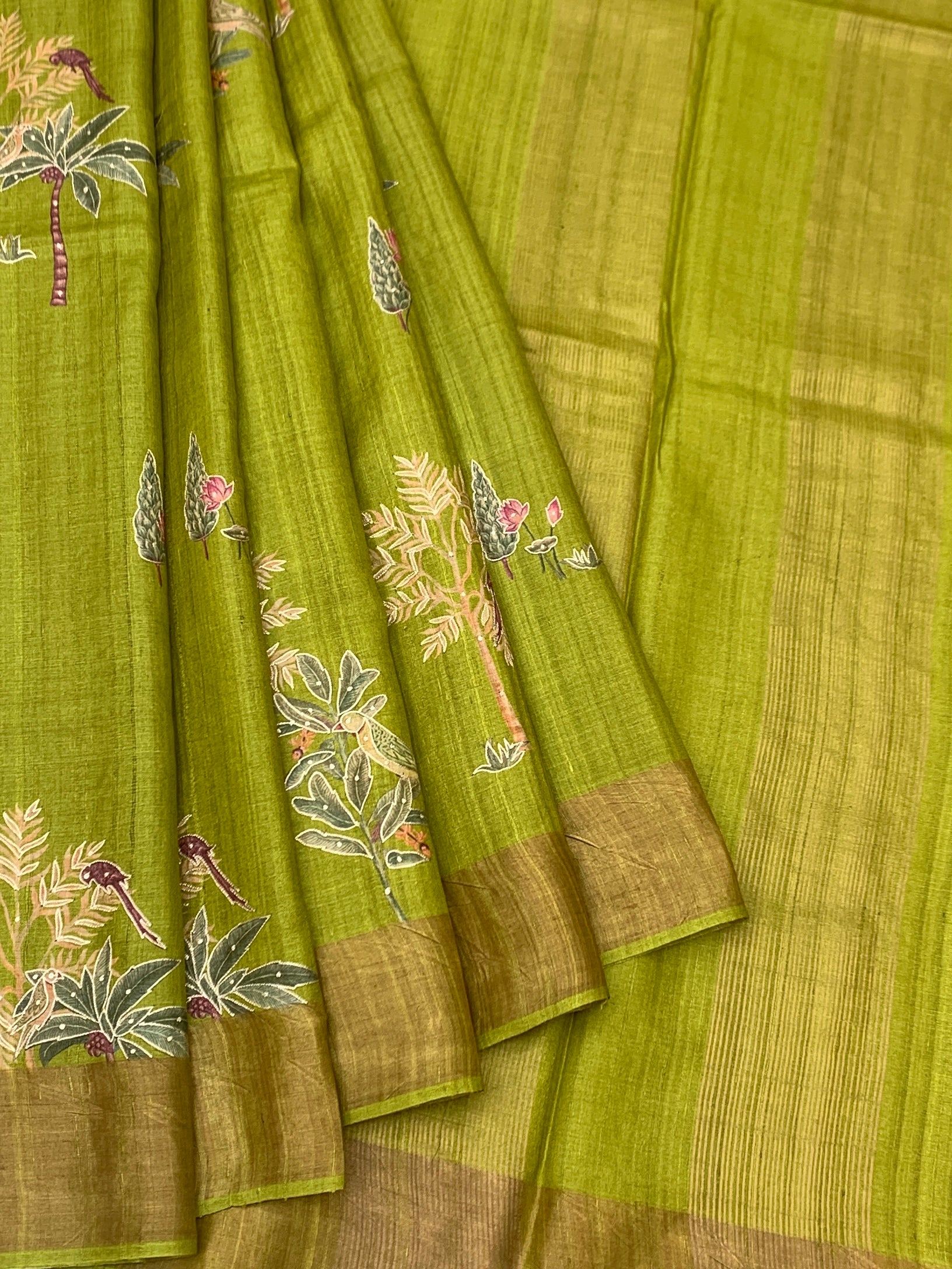 Pistachio Whimsy: Bird & Botanical Tussore Printed Saree
