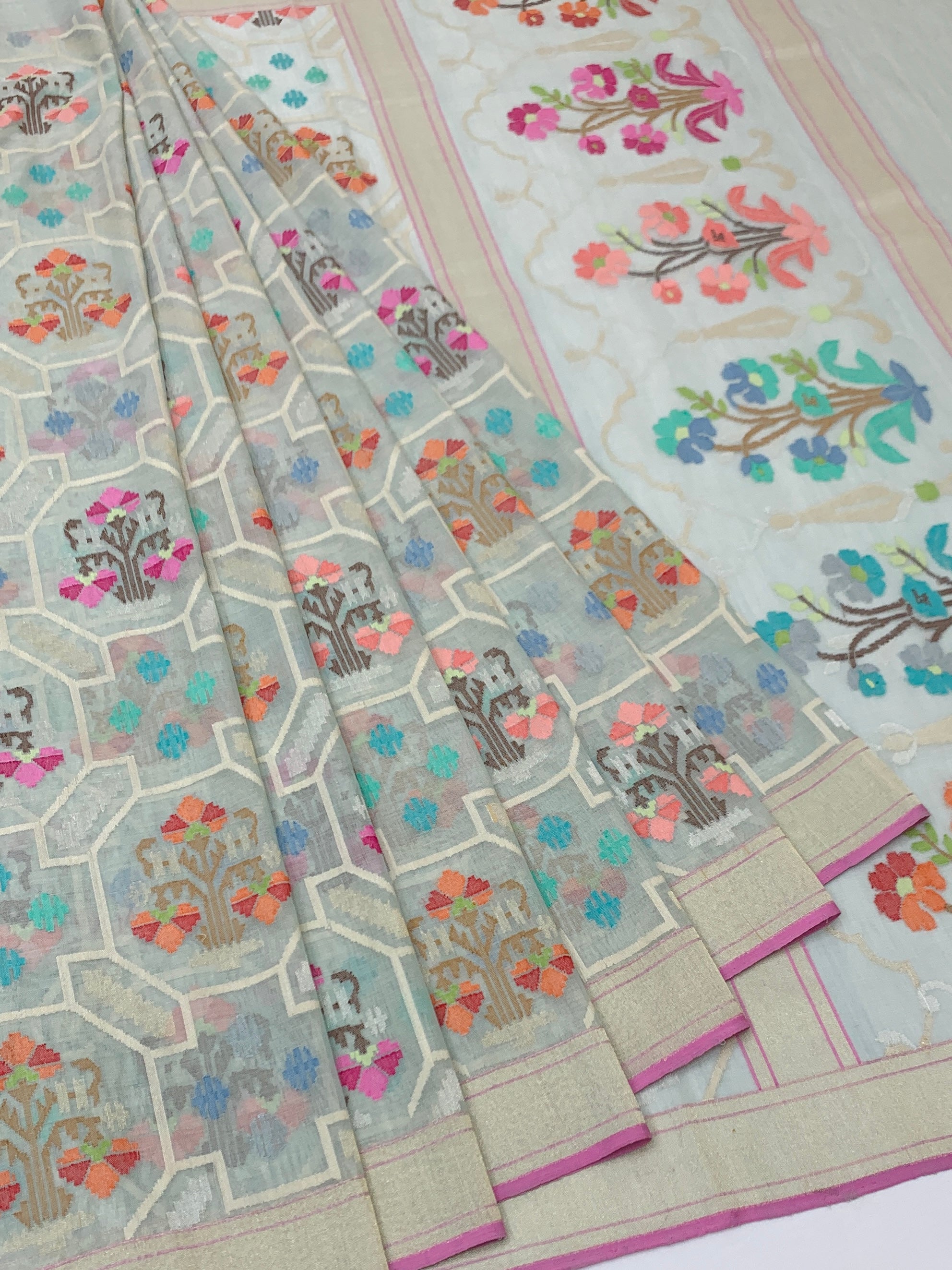 Silver-Grey Cotton Jamdani Saree with Architectural Geometric Grid and Mughal Florals
