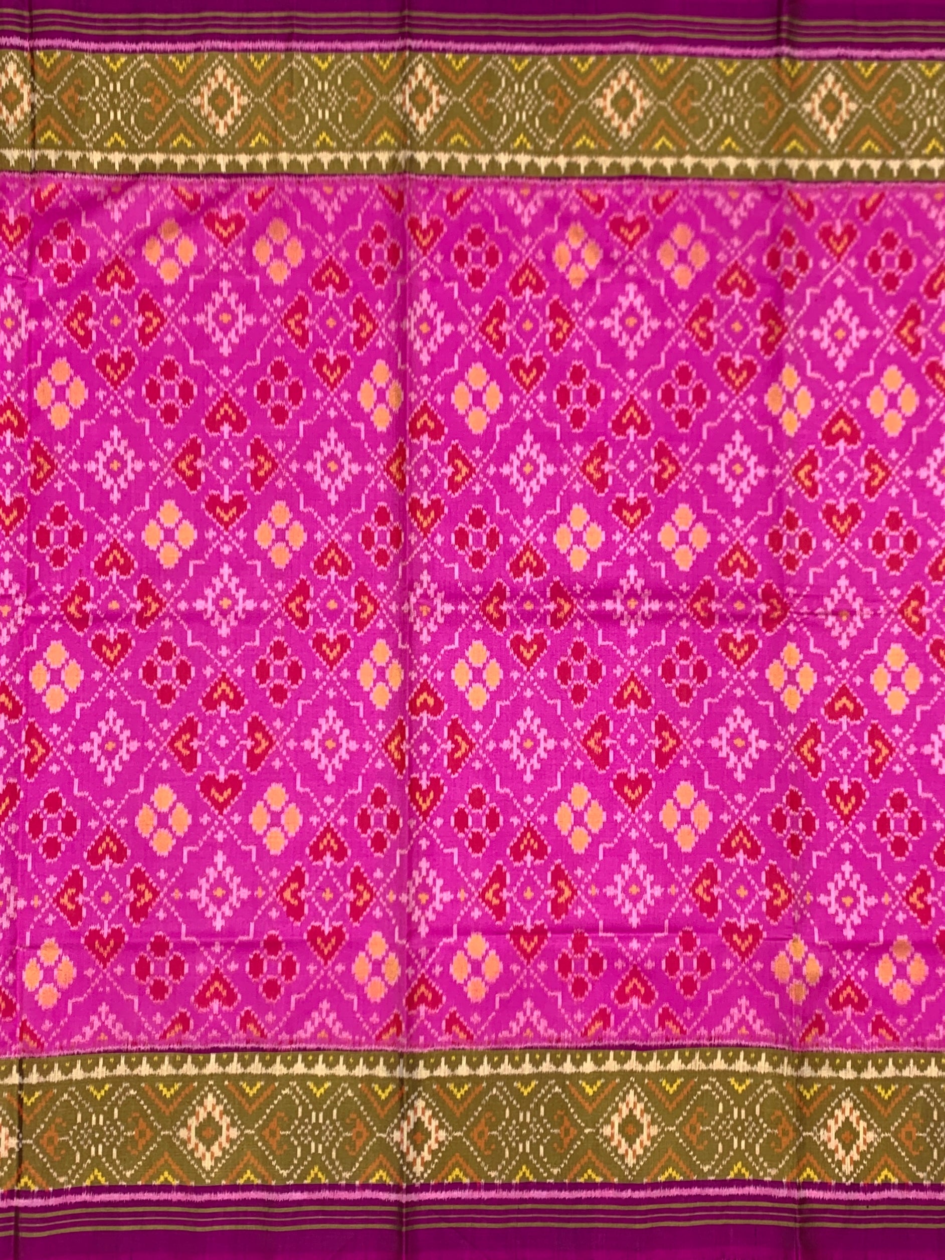 Fuchsia Pink & Deep Purple: Geometric Lattice Rajkot Patola Silk Saree