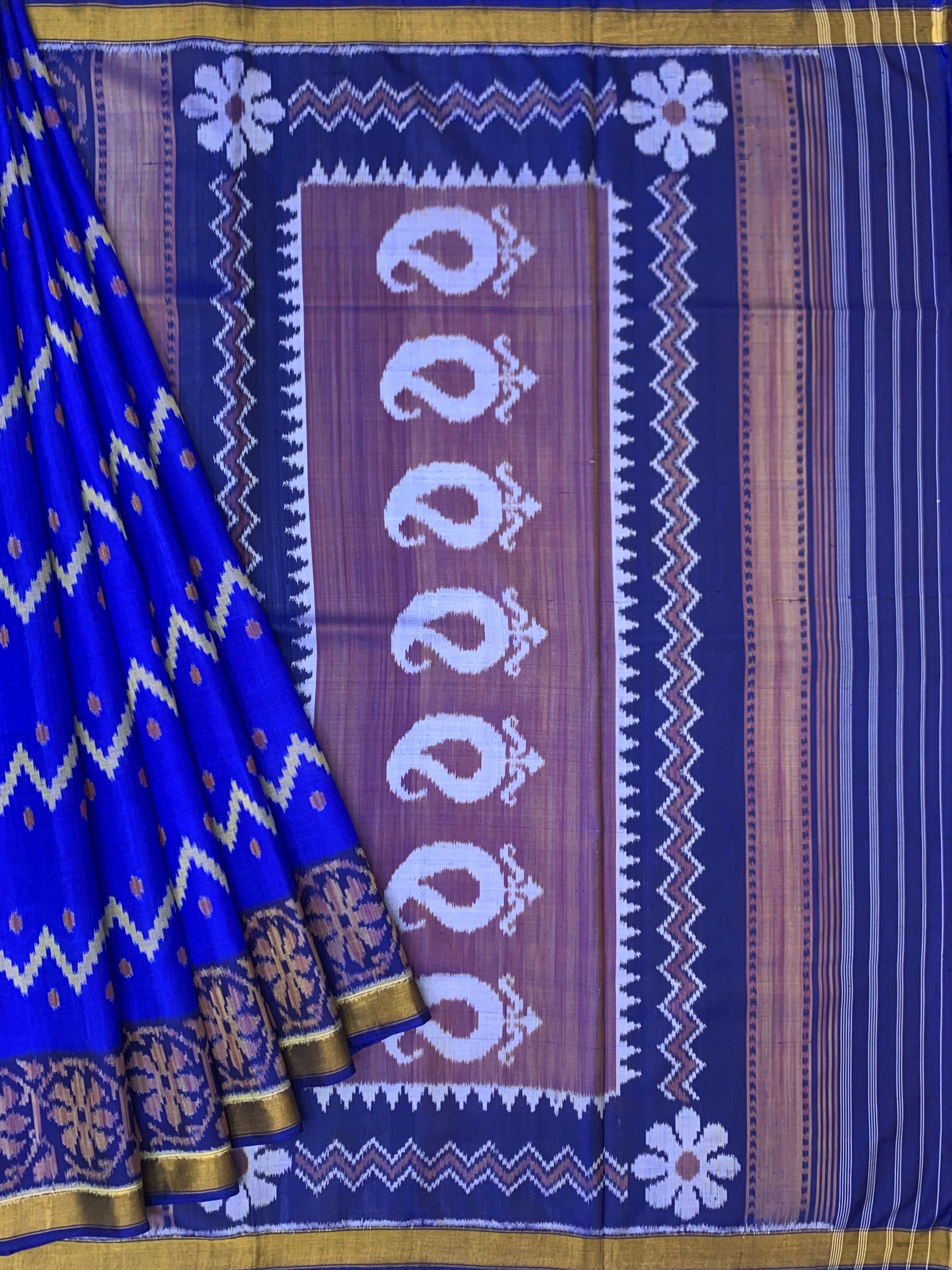 Majestic Royal Blue Rajkot Patola Silk Saree with Paisley Pallu