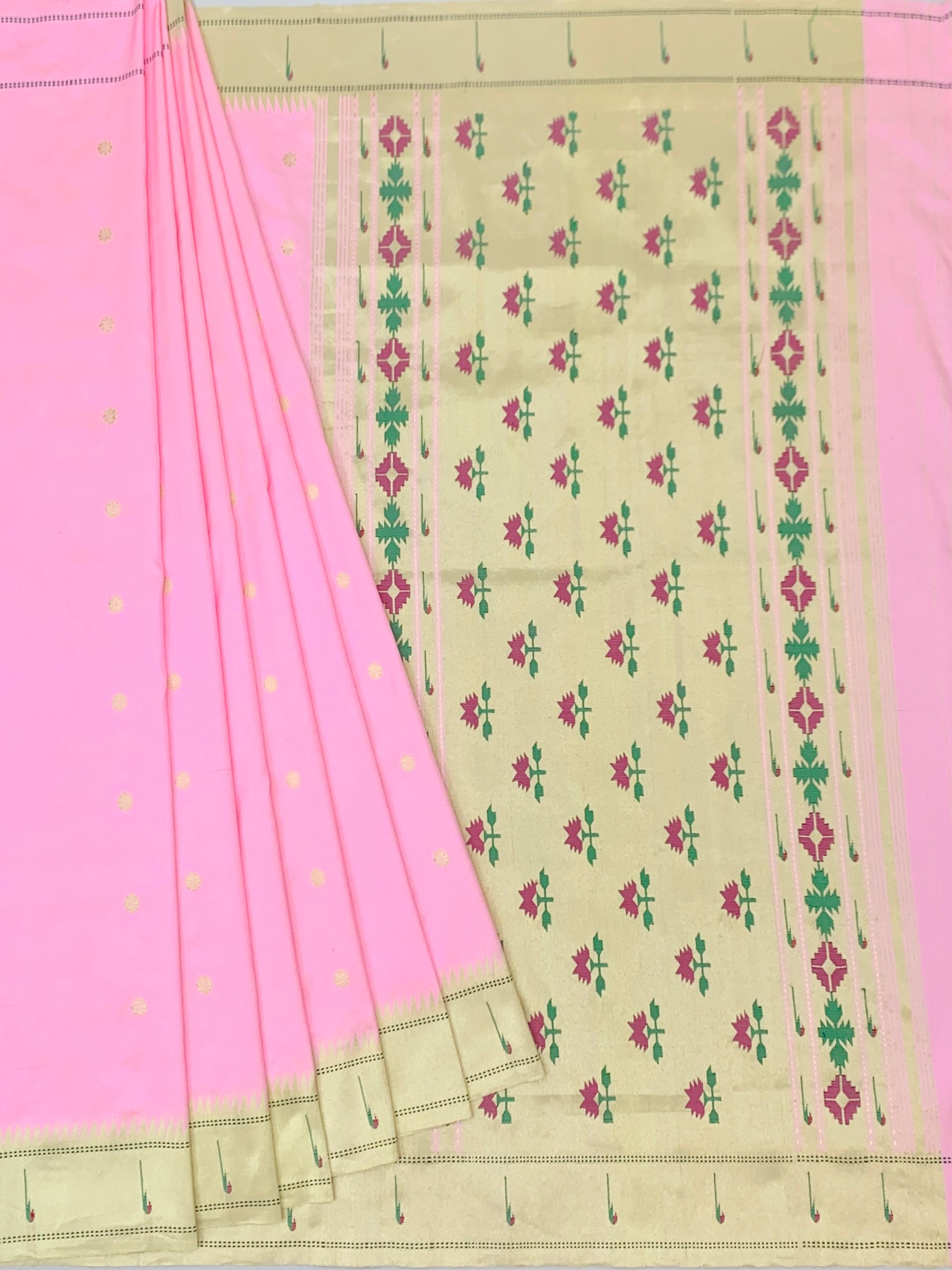 Ethereal Baby Pink Paithani Silk Saree with Geometric Floral Pallu