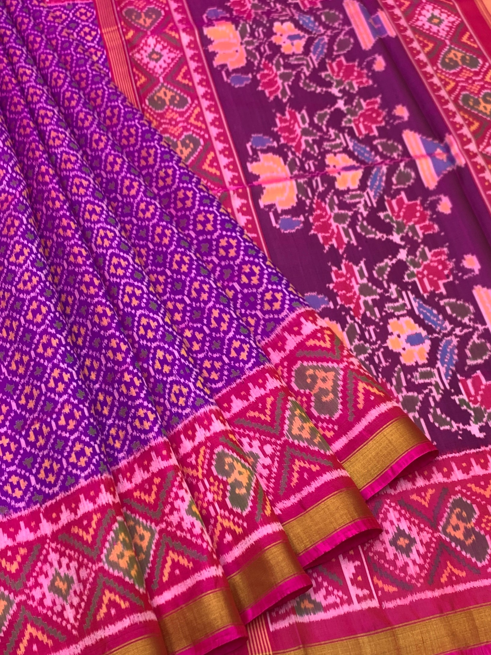 Deep Purple & Fuchsia Pink: Floral Urn Lattice Rajkot Patola Silk Saree