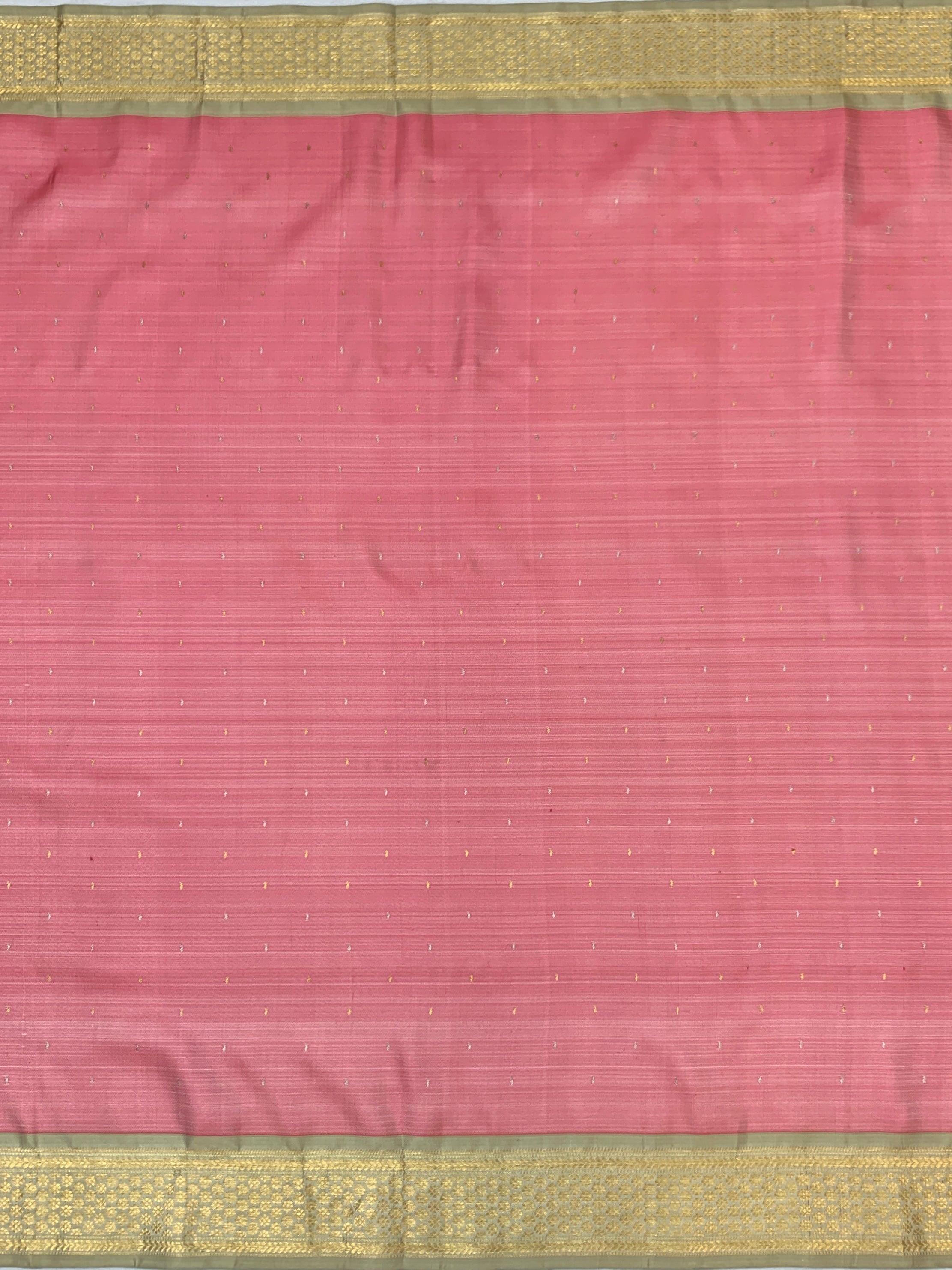 Elegant Pink & Gold Handloom Gadwal Twill Pattu Saree