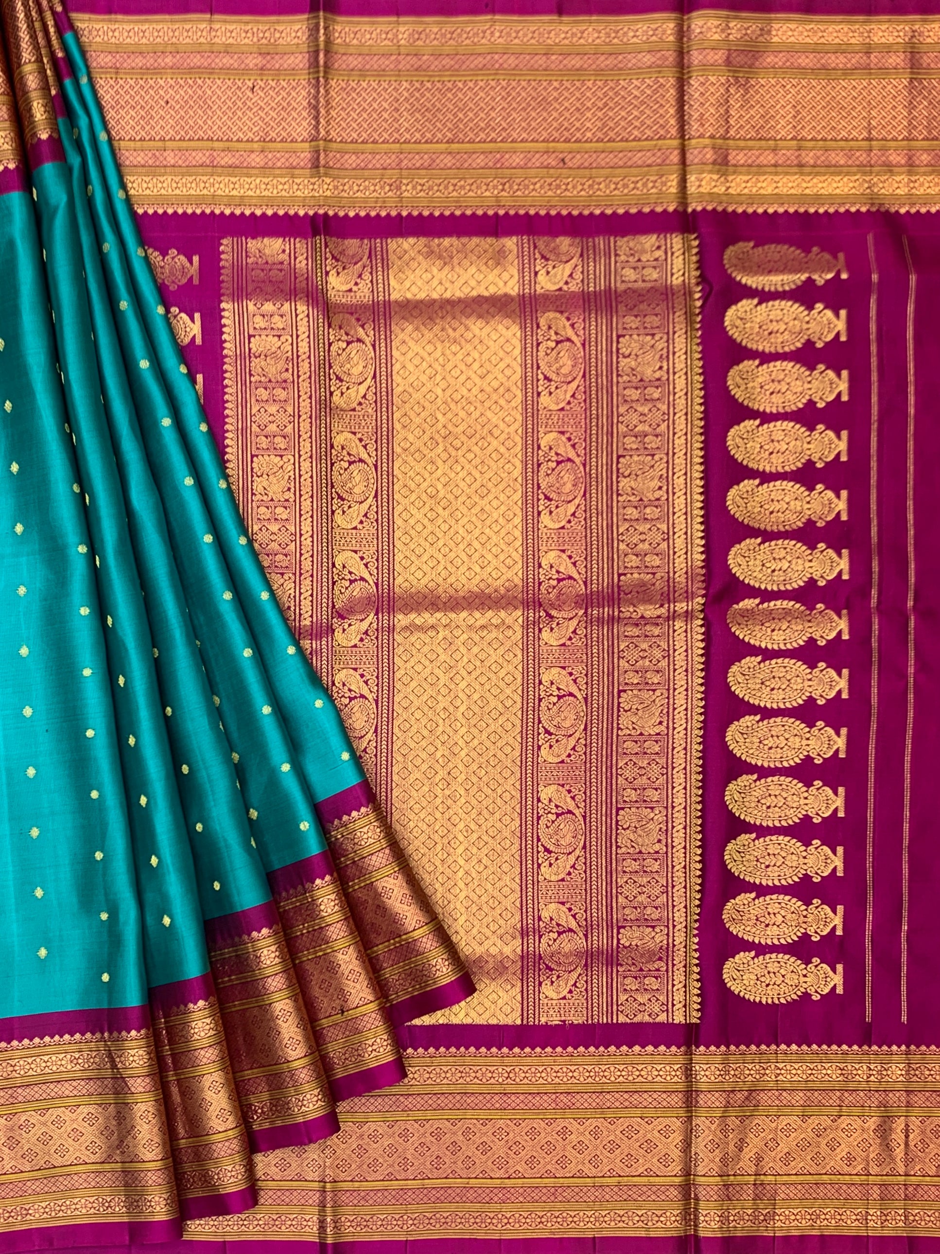 Exquisite Peacock Blue & Magenta Gadwal Twill Pattu Saree