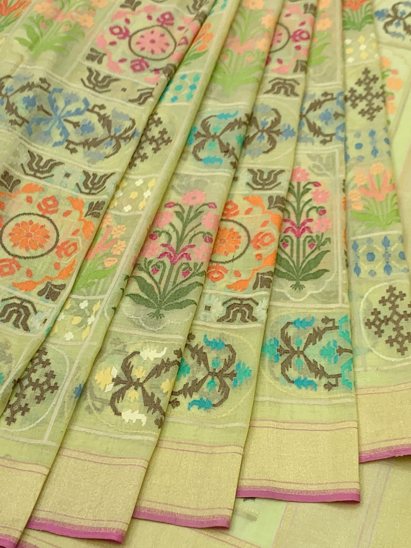 Pastel Pistachio Green Cotton Jamdani Saree with Geometric Floral Grid