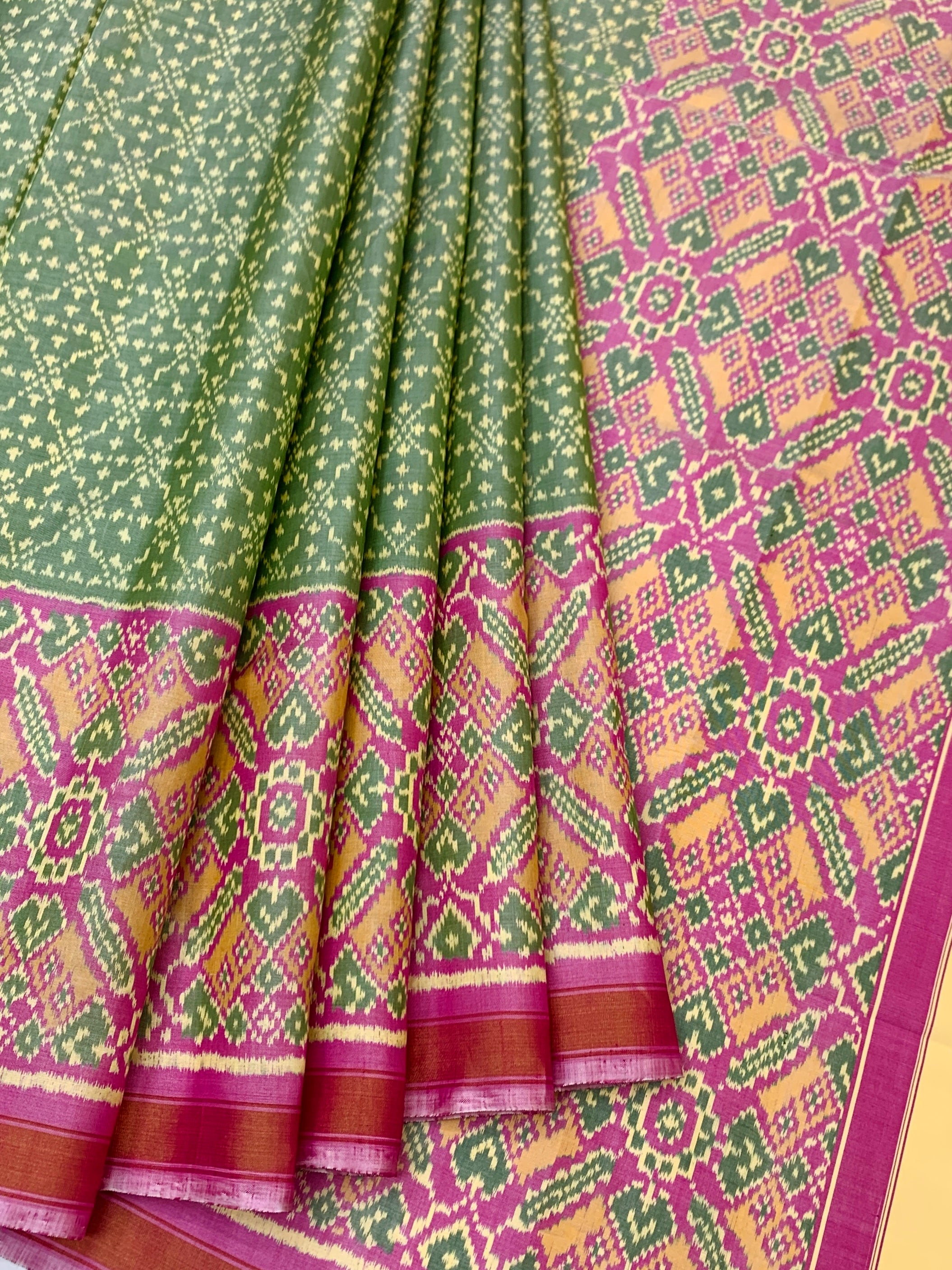 Olive Green & Orchid Pink Rajkot Patola Silk Saree