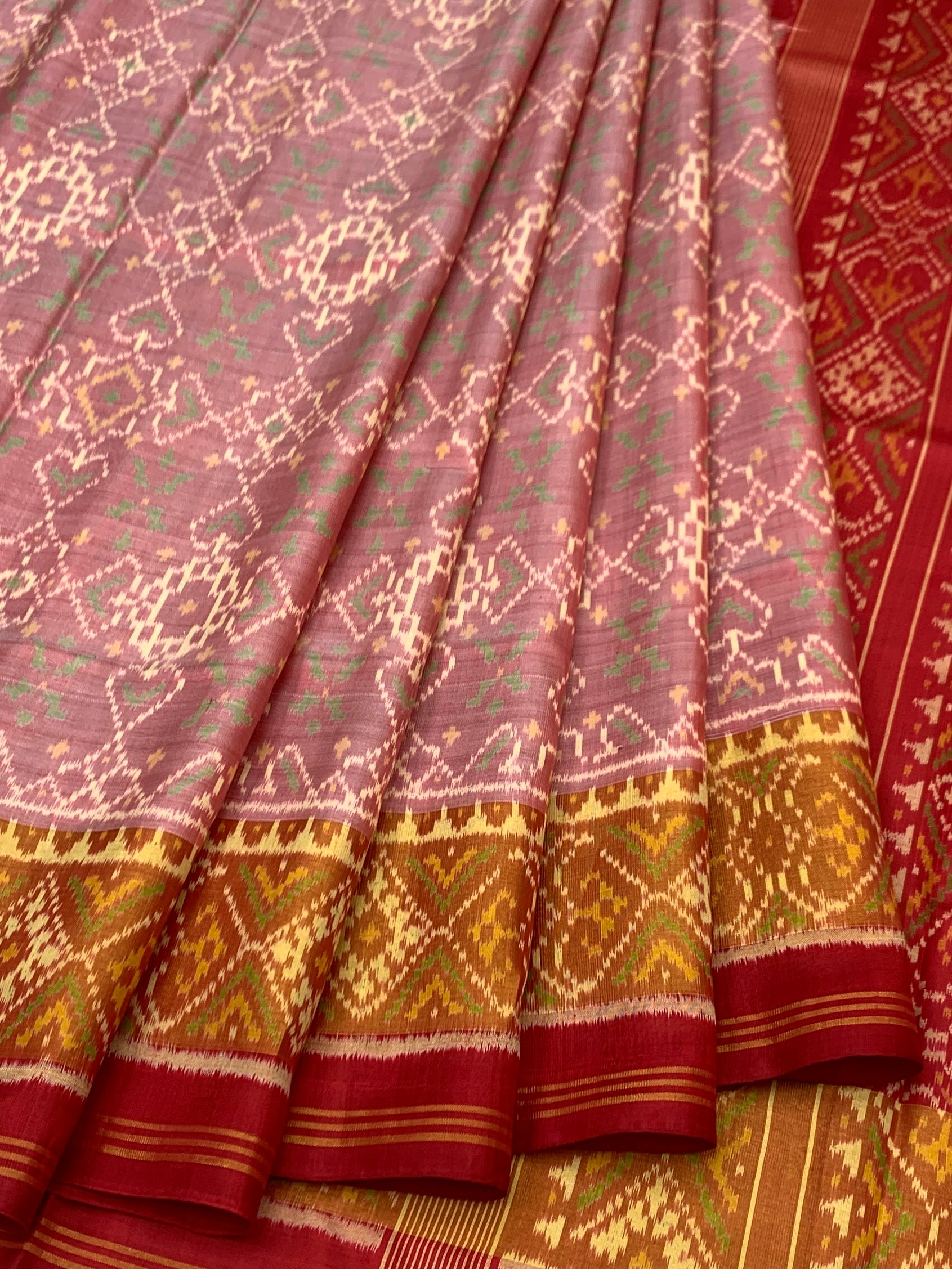 Dusty Rose & Crimson: Geometric Trellis Rajkot Patola Silk Saree