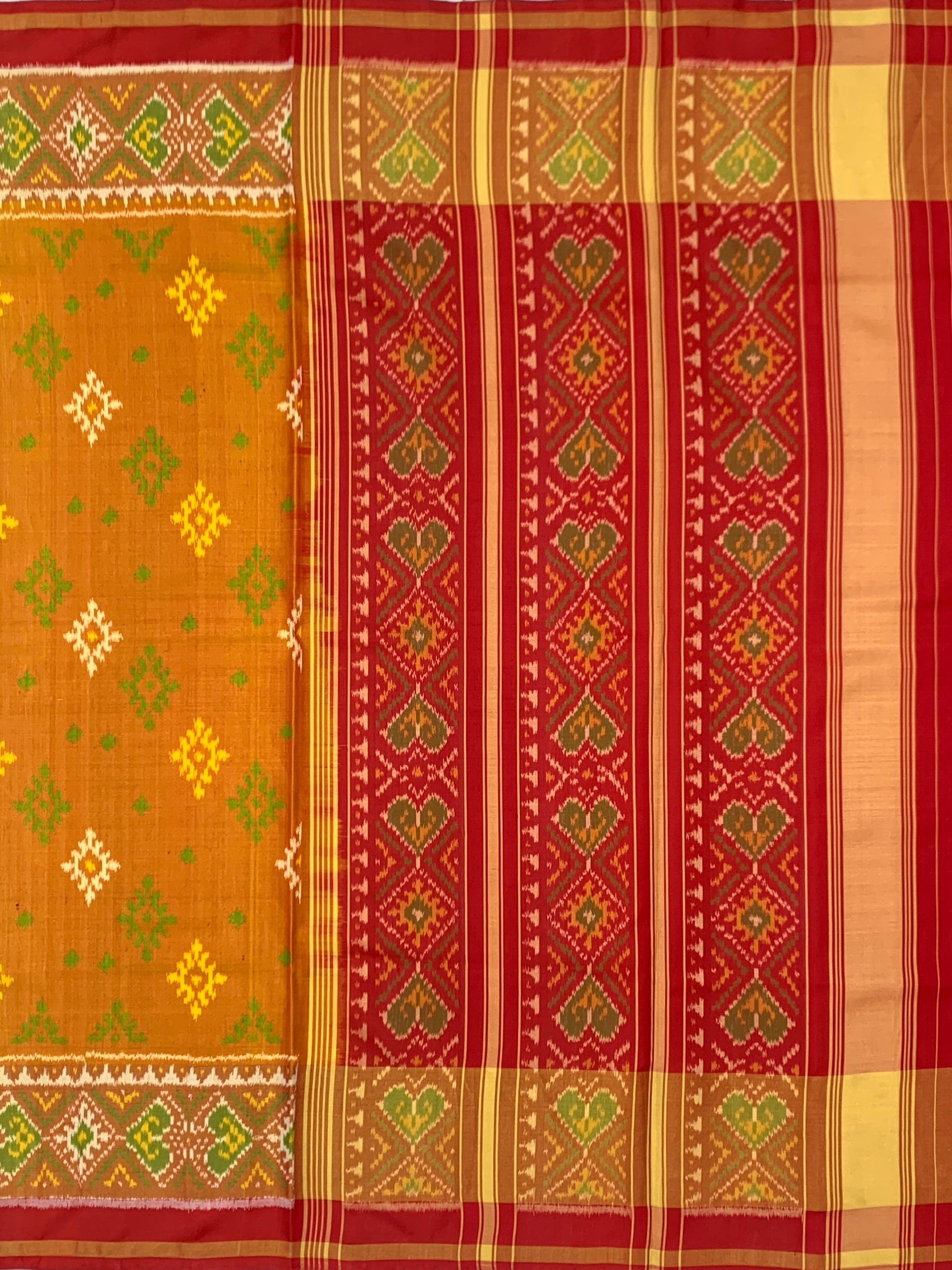 Golden Amber & Crimson Red: Geometric Buti Rajkot Patola Silk Saree