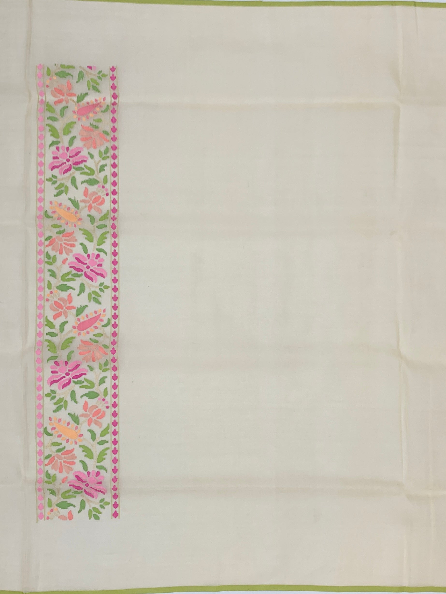 Ethereal Ivory Cotton Jamdani Saree with Vibrant Floral and Paisley Weaves