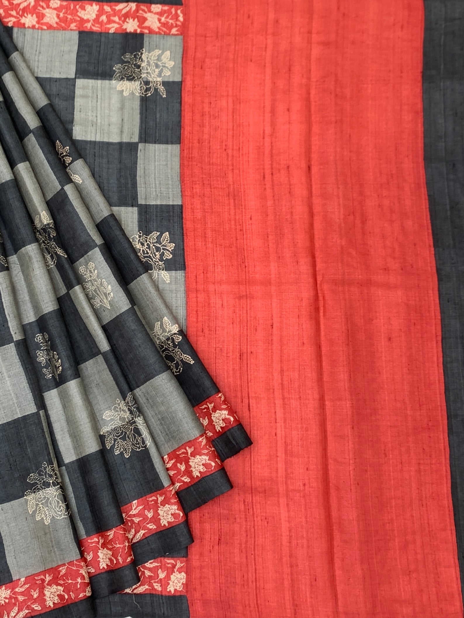 Charcoal & Crimson Checked Floral Tussore Saree
