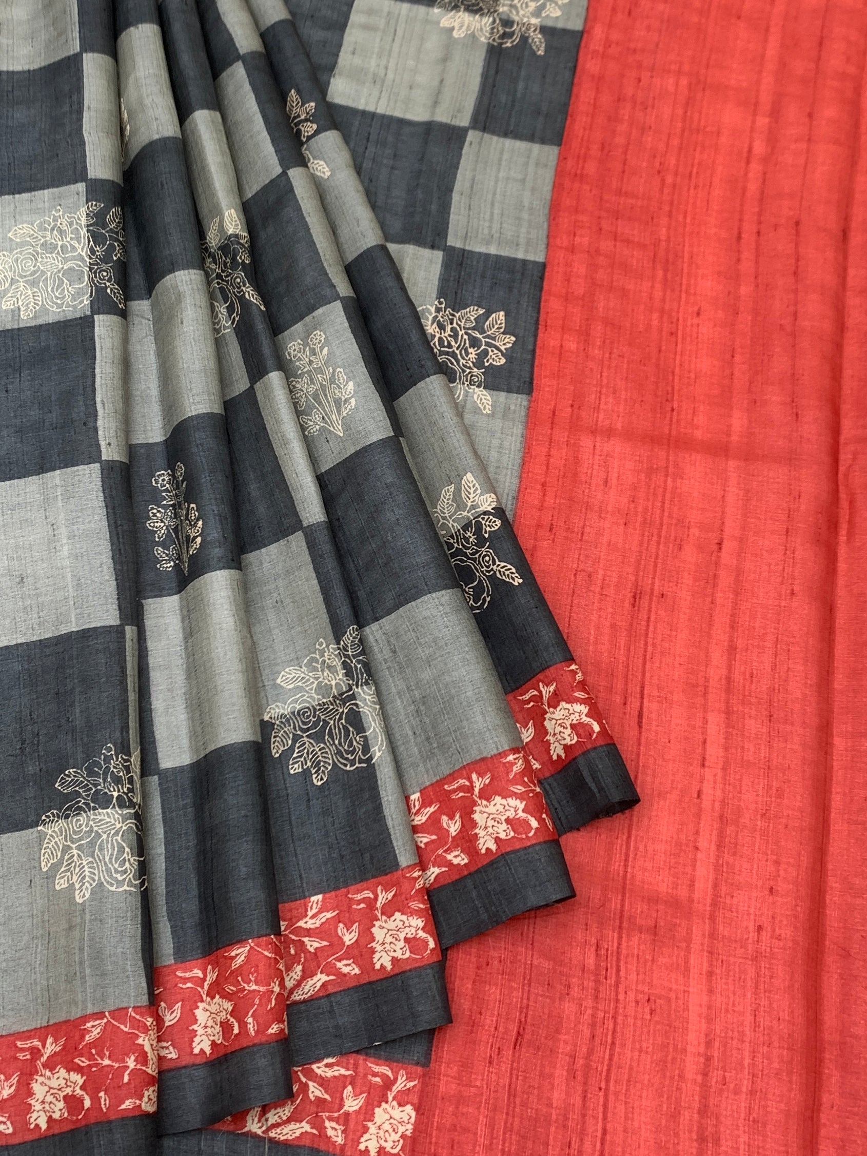 Charcoal & Crimson Checked Floral Tussore Saree