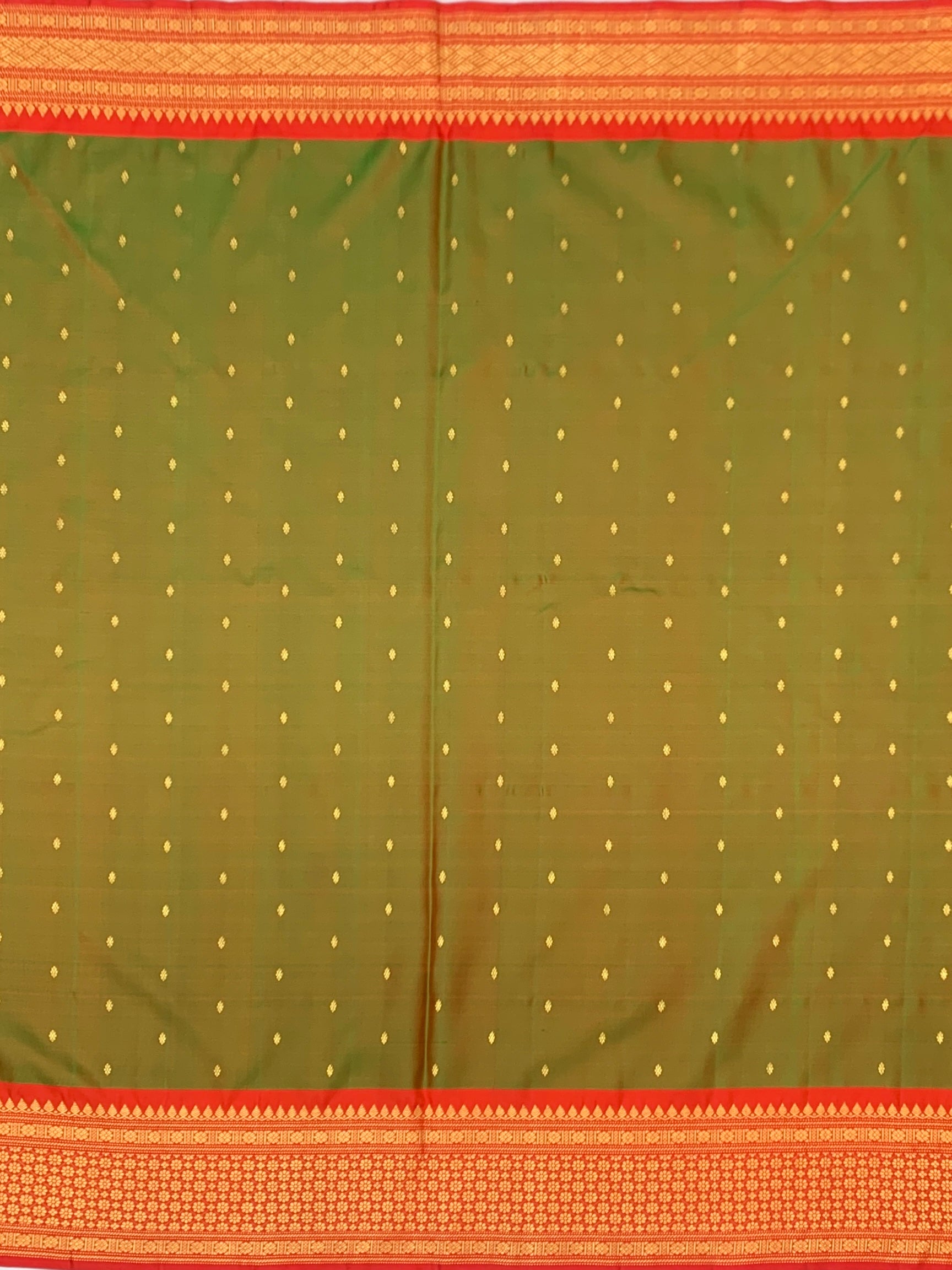 Olive Green & Crimson Red Handloom Gadwal Twill Pattu Saree