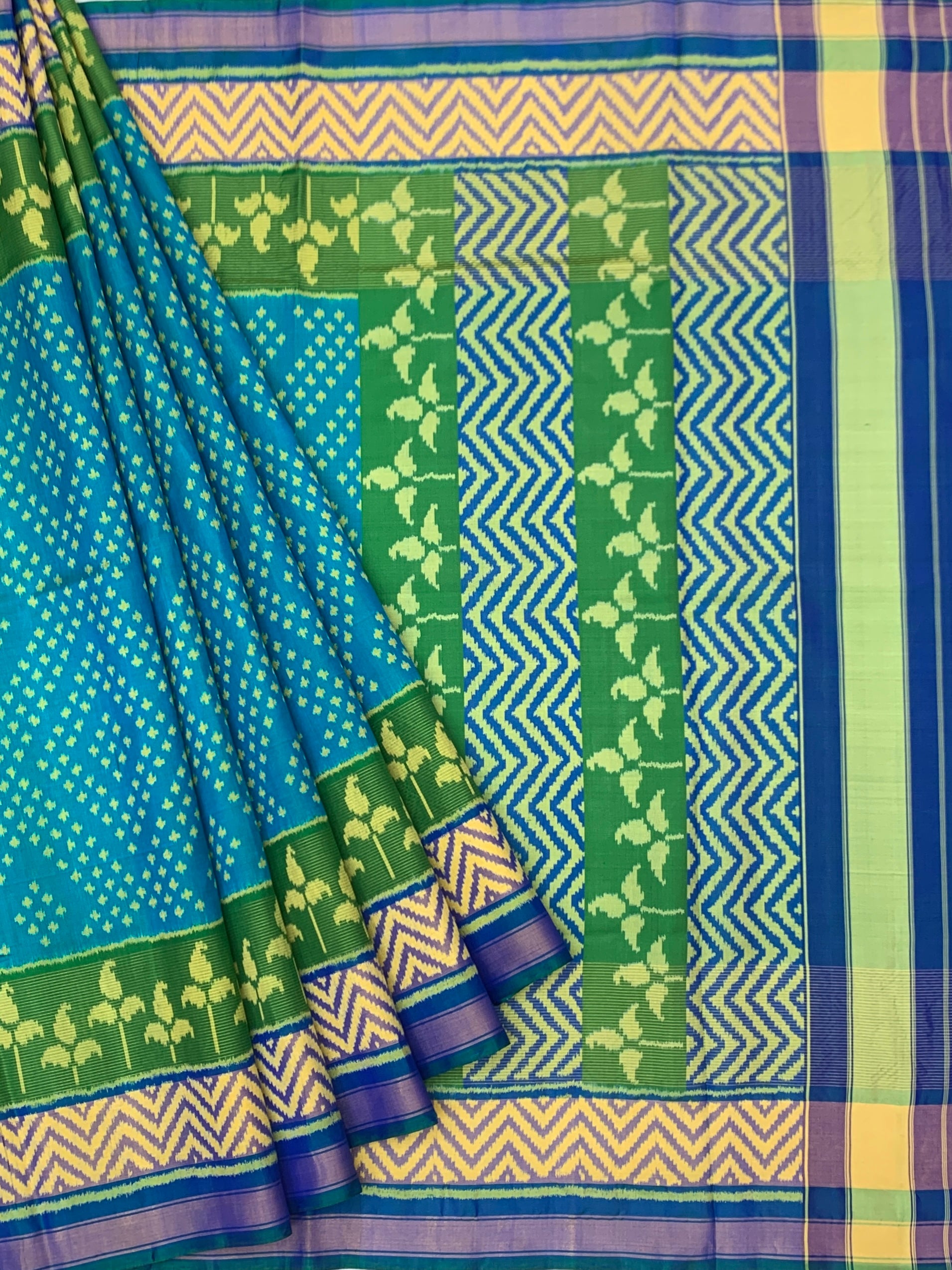 Peacock Blue & Emerald: Geometric Rajkot Patola Silk Saree