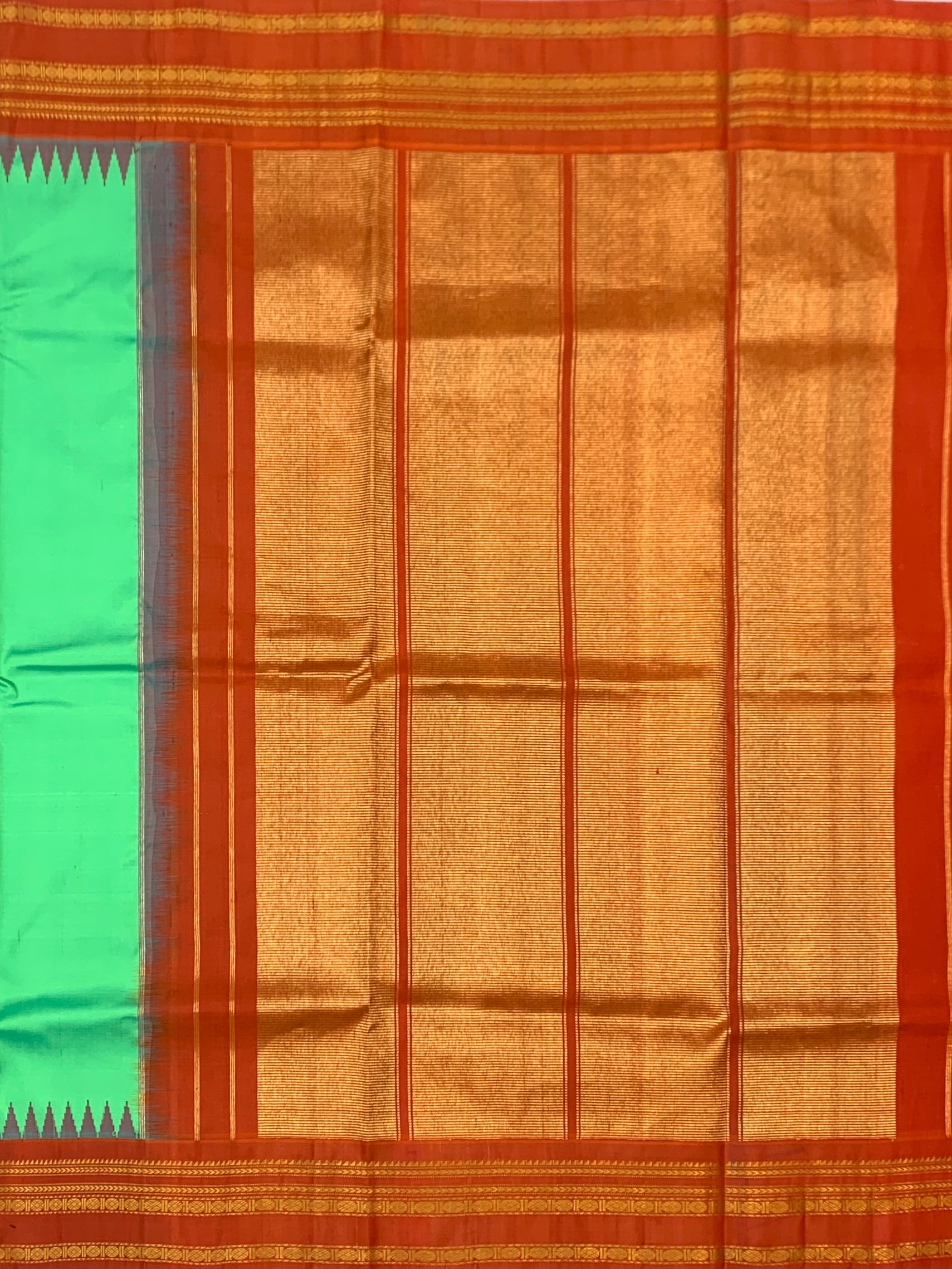 Gadwal Pattu Saree – Emerald Green with Rust Orange & Gold Border