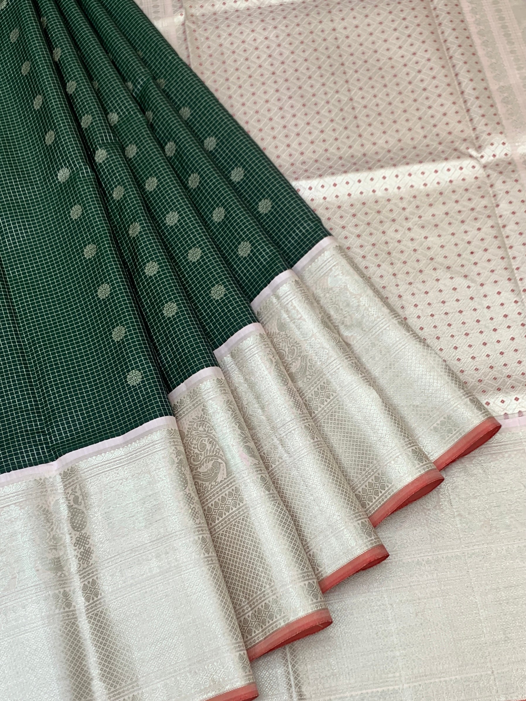 Bottle Green & Silver Gadwal Pattu Saree