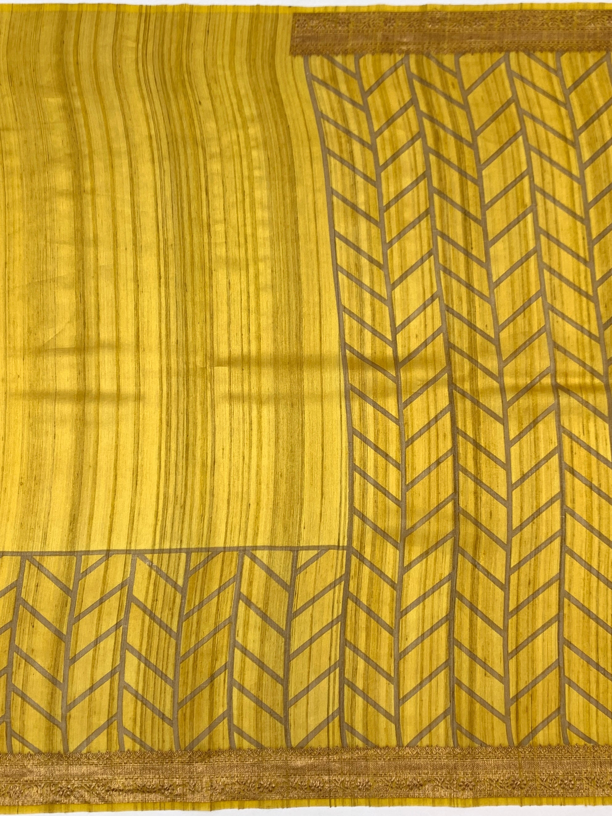 Radiant Mustard Yellow Herringbone Tussore Saree with Zari Pallu