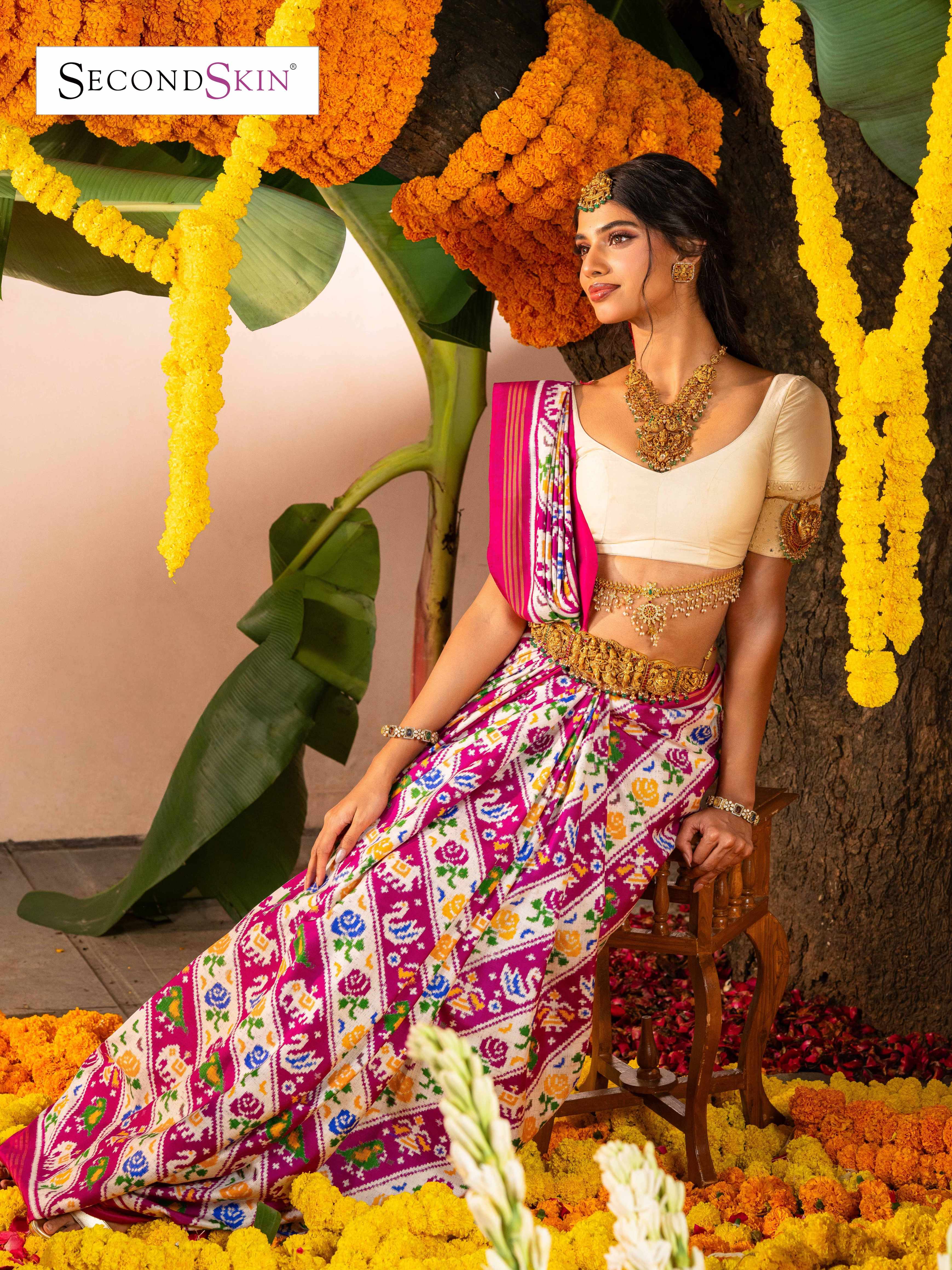 Royal Magenta & White Double Ikat Patan Patola Silk Saree