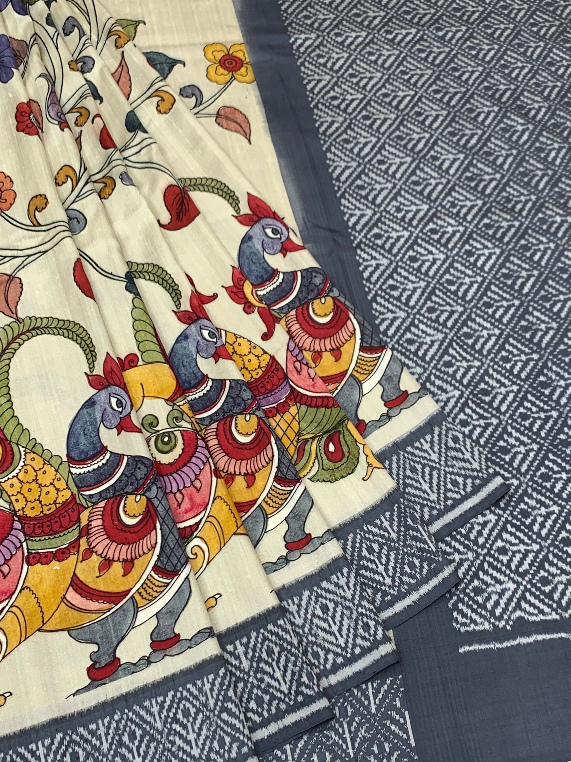 Off-White & Slate Grey Kalamkari & Patola Pattern Saree