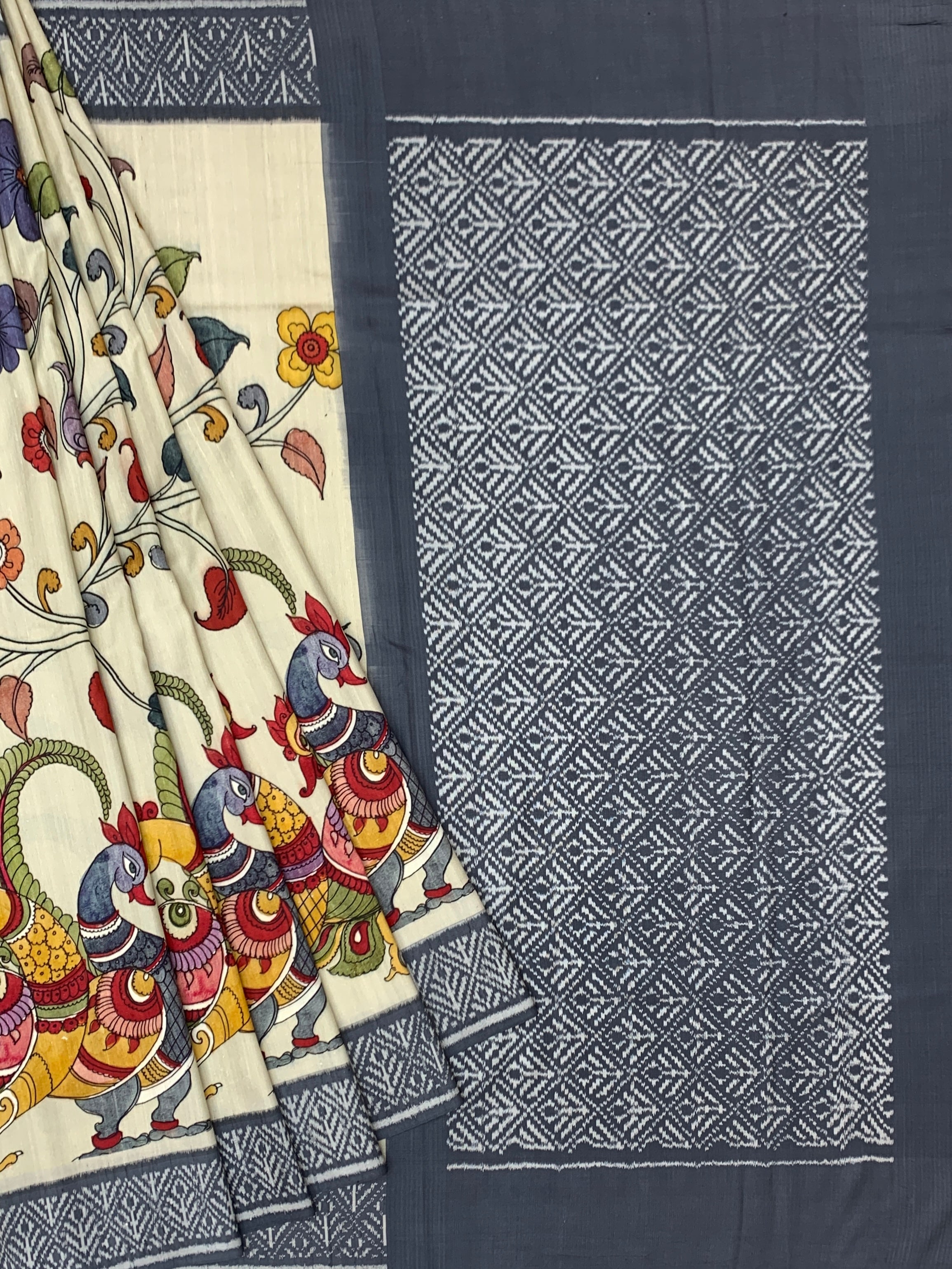 Off-White & Slate Grey Kalamkari & Patola Pattern Saree